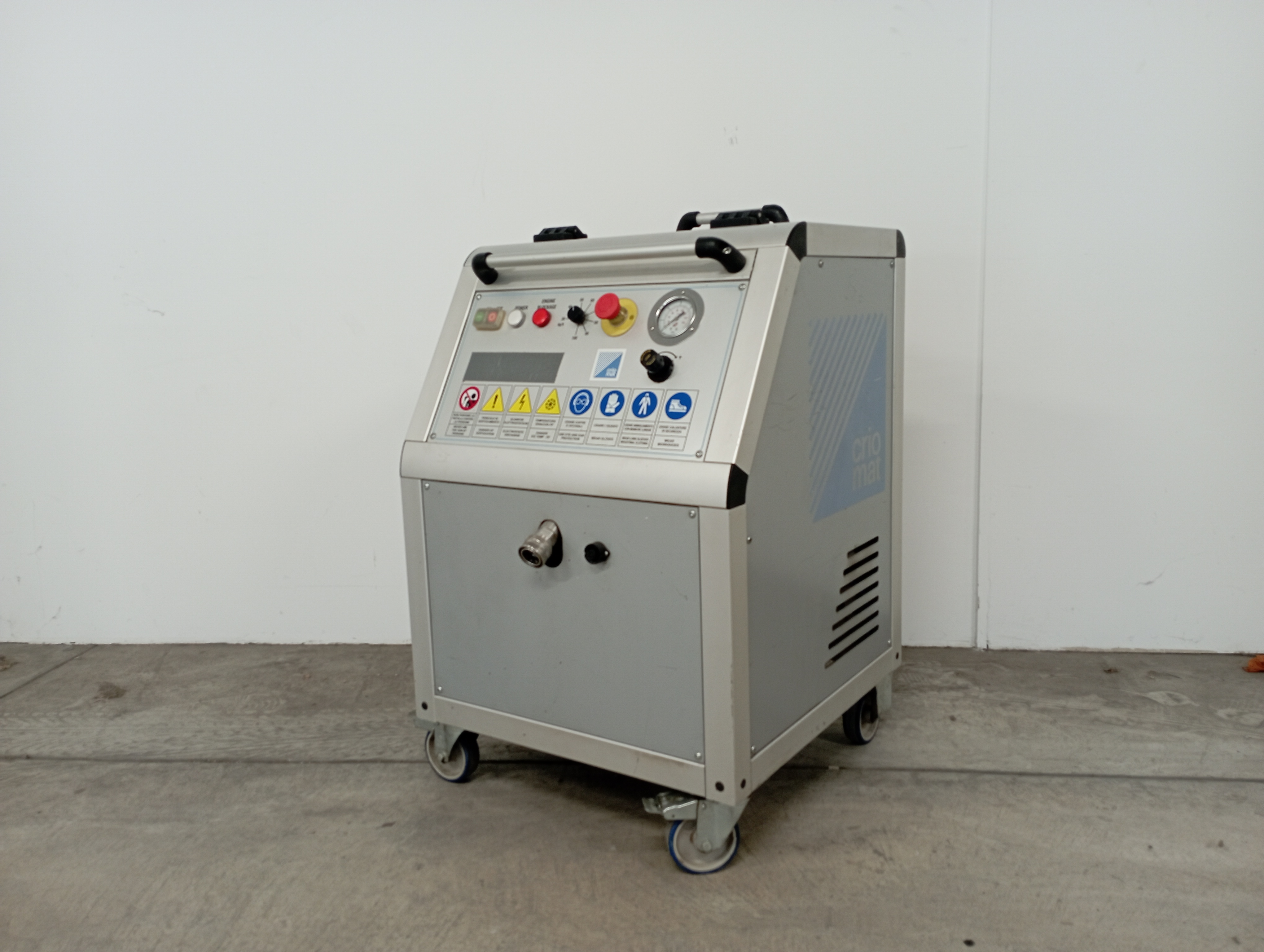 Macchinario Criomat Criogenica